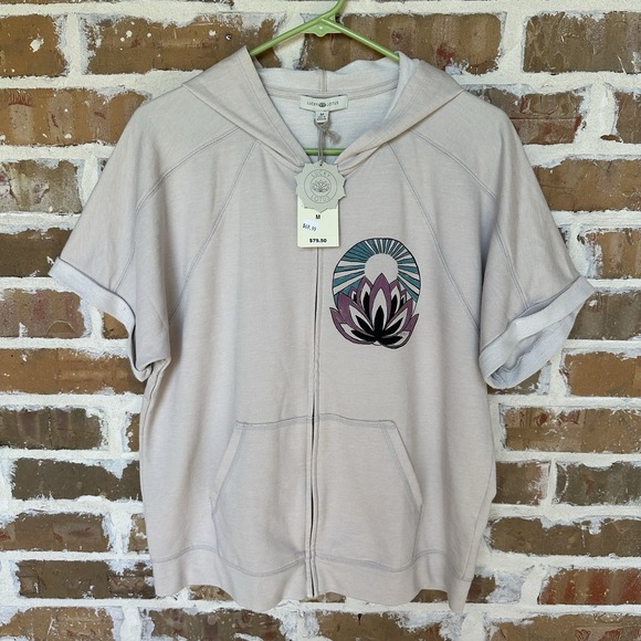 Lucky Lotus Hoodie Sweatshirt Size M Beige Graphic Print Pockets Full-Zip NWT - Picture 1 of 11